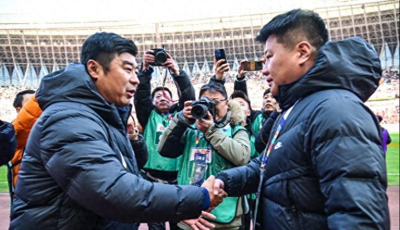 韩鹏刘建业稳了！七大土帅下轮大考：李国旭大羽谁先凉？一人更悬